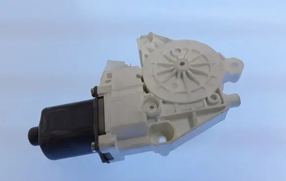 Mercedes-Benz ML W166 Rear door window regulator motor A1669060801