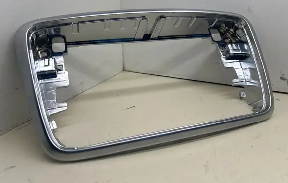 Mercedes-Benz GLA W156 X156 Radio/GPS head unit trim A1766890018