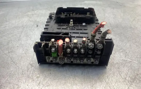Skoda Octavia Mk2 (1Z) Fuse module 1K0937125A 0838522031E