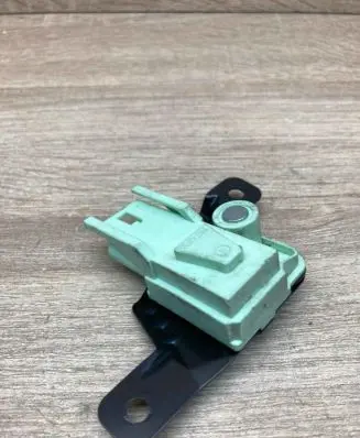 BMW X3 E83 Airbag deployment crash/impact sensor 3418539