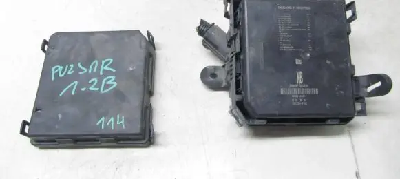 Nissan Pulsar Fuse module 284B73ZL0A