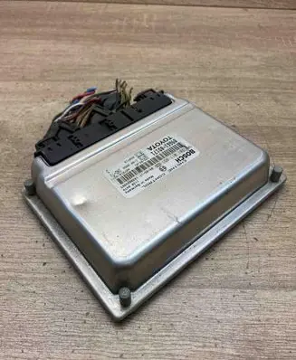Toyota Yaris Engine control unit/module ECU 896610D171 0281011651 WithPlug