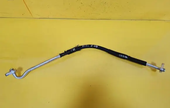 Chrysler PT Cruiser Air conditioning (A/C) pipe/hose 