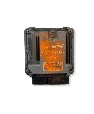 Volkswagen Touran I Engine control unit/module 03G906016CD 0281011945 1039S06219