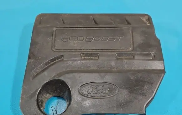 Ford Focus Engine cover (trim) JX6G6A949AC IMPRK1583059