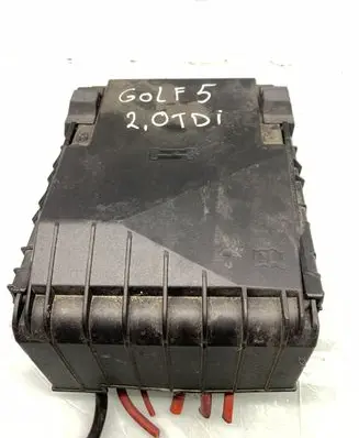 Volkswagen Golf V Fuse box set 1K0937125
