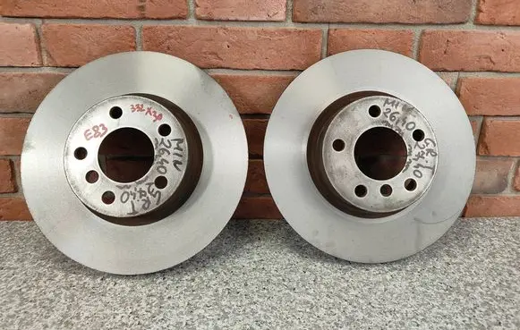 BMW X3 E83 Brake discs and calipers set 6859679