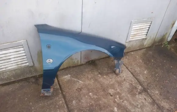 Audi A4 S4 B5 8D Fender