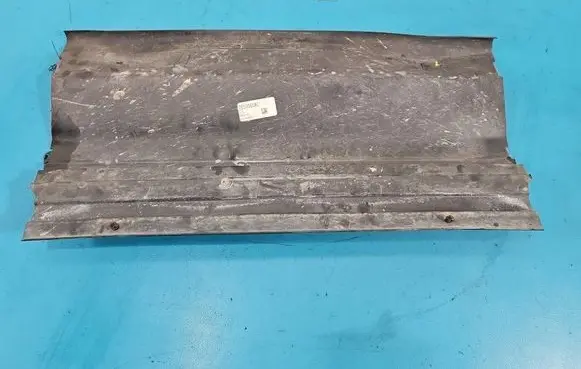 Jeep Cherokee Center console T510060AC IMPRK1561751