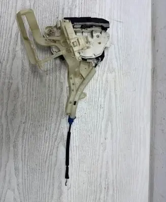 Front door lock