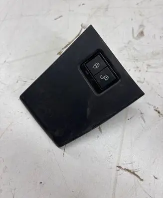 Jaguar F-Pace Other switches/knobs/shifts HK83237B90A M637M
