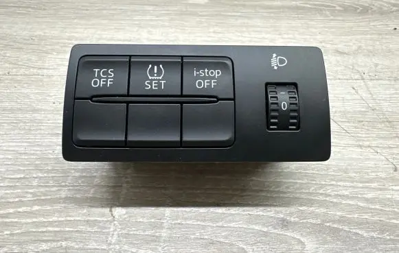 Mazda CX-5 Headlight level height control switch KD7766170 K0REA 4281T1