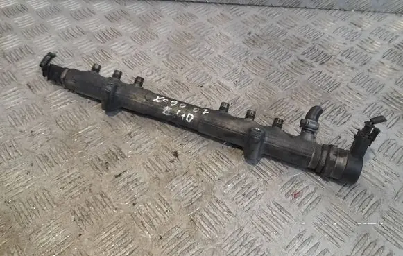 Volvo XC90 Fuel main line pipe 0445215023