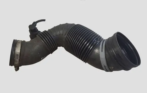 Skoda Yeti (5L) Air intake hose/pipe 3C0129654