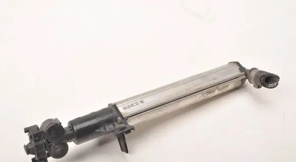 Citroen C4 Grand Picasso Headlight washer pump 