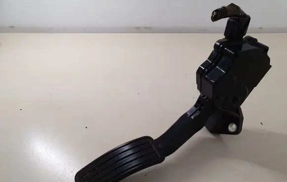 Subaru Forester SH Accelerator throttle pedal 36010AG140