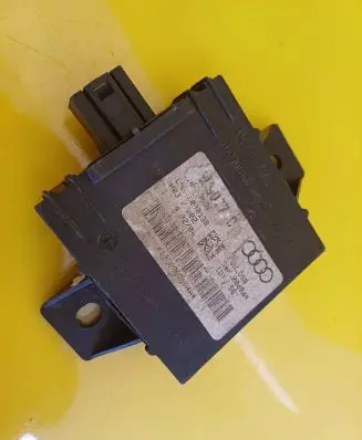 Audi A8 S8 D3 4E Alarm control unit/module 4E0907719