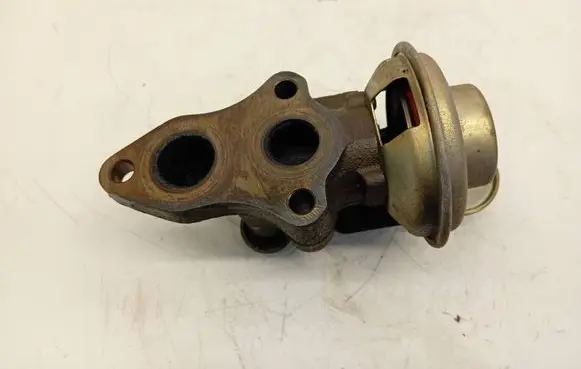 Toyota Corolla E120 E130 EGR valve 2580027040