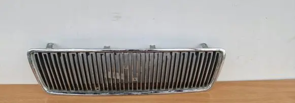 Volvo S80 Front bumper upper radiator grill 9178087