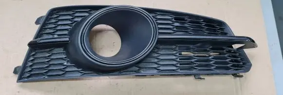 Audi A6 C7 Front grill 4G0807682AG