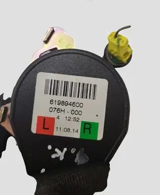 Volvo V40 Rear seatbelt 619894600 31292072 619885900