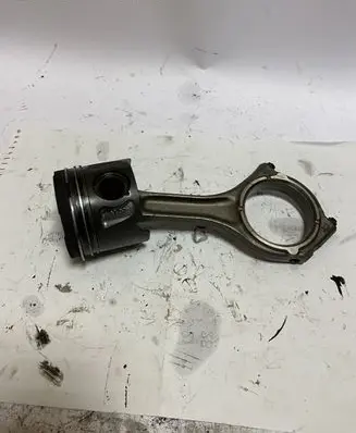 Piston