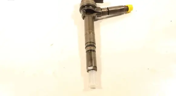 Opel Astra H Fuel injector 0445110175