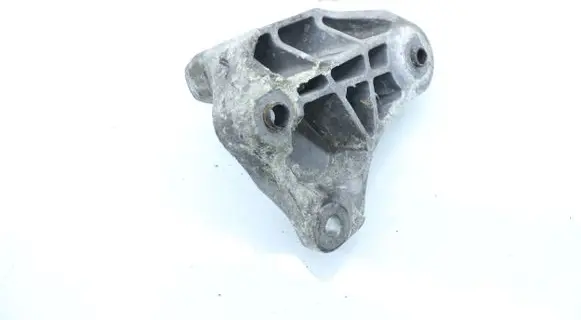 Citroen C4 Grand Picasso Engine mounting bracket
