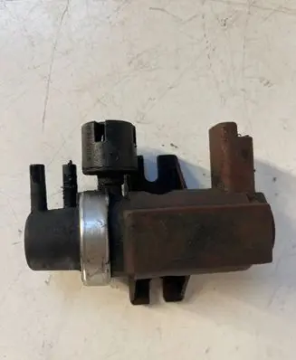 Volvo V50 Turbo solenoid valve PA66GF35