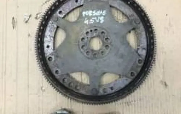 Porsche Cayenne (9PA) Flywheel 7l5105323b