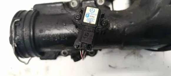 Mercedes-Benz Vito Viano W639 Air pressure sensor A0041533128 MB16244349