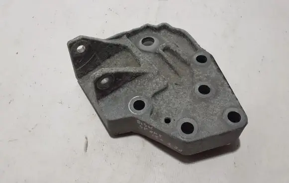 Land Rover Discovery Sport Engine mounting bracket EJ326P096AA
