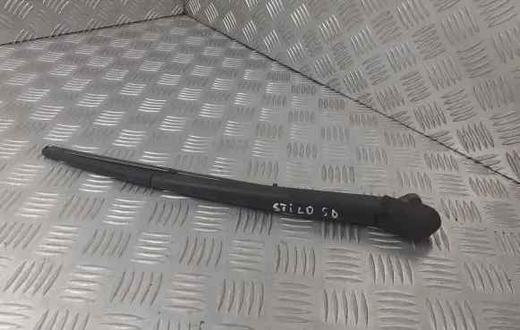 Fiat Stilo Rear wiper blade arm