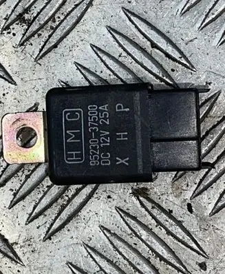 Hyundai Terracan Other relay 9523037500