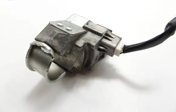 Hyundai ix35 Transfer box differential control unit 8190C2P710 D371