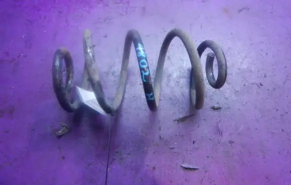 Nissan Tiida C11 Rear coil spring