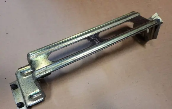 Volkswagen Jetta II ABS pump bracket 191907371