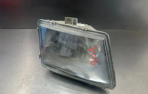 Mercedes-Benz Vito Viano W638 Headlight/headlamp 6388200161 190203 67629580