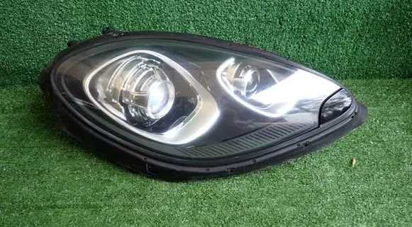 Porsche Macan (95B) Headlight/headlamp 95B941032CF