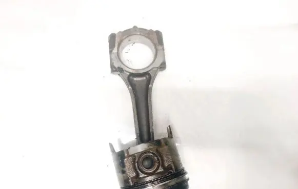 Piston with connecting rod