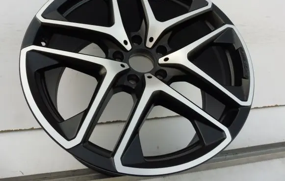 Mercedes-Benz G W463 2nd Gen R21 alloy rim A4634011900