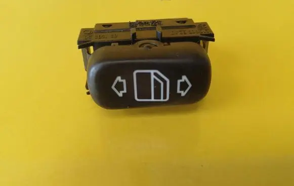 Mercedes-Benz E W210 Electric window control switch 2108208210