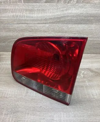 Volkswagen Touareg I Rear/tail lights 7L6945094H 161203