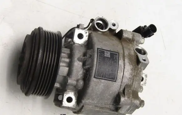 Mitsubishi Eclipse Cross Air conditioning (A/C) compressor (pump) 7813A801