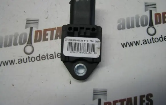 Mercedes-Benz B W245 Airbag deployment crash/impact sensor A1698202226