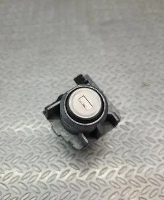 Mercedes-Benz CLA C118 X118 Coupe door lock (next to the handle) A0997609500