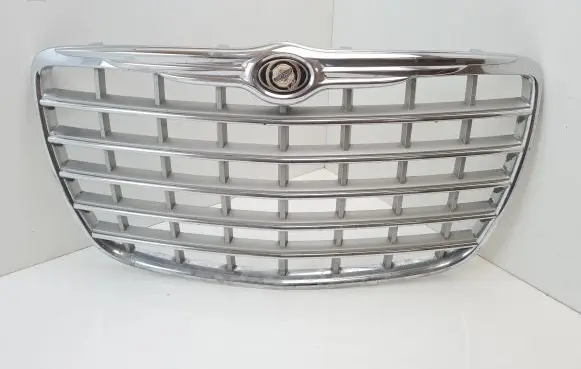 Chrysler 300 - 300C Front bumper upper radiator grill 04805927AA 04806455AA