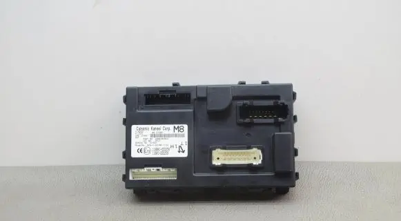 Nissan Juke I F15 Central body control module 284B1BV82C