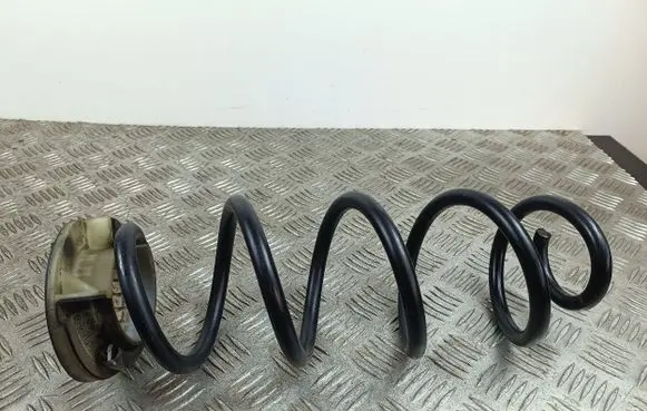 Nissan X-Trail T33 Rear coil spring