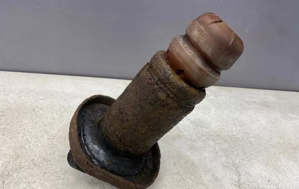 Volvo V70 Rear shock absorber damper bump stop 7G915K570MBB